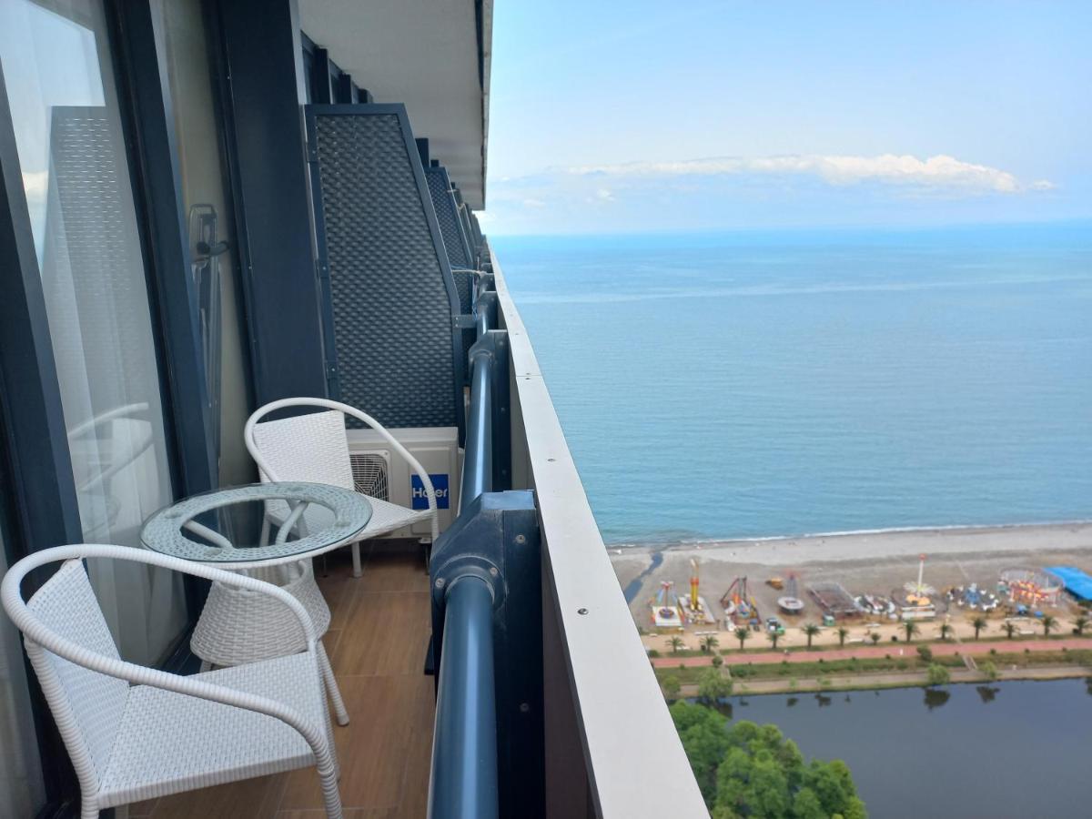 Orbi City Apartments On The Beach Batumi Luaran gambar